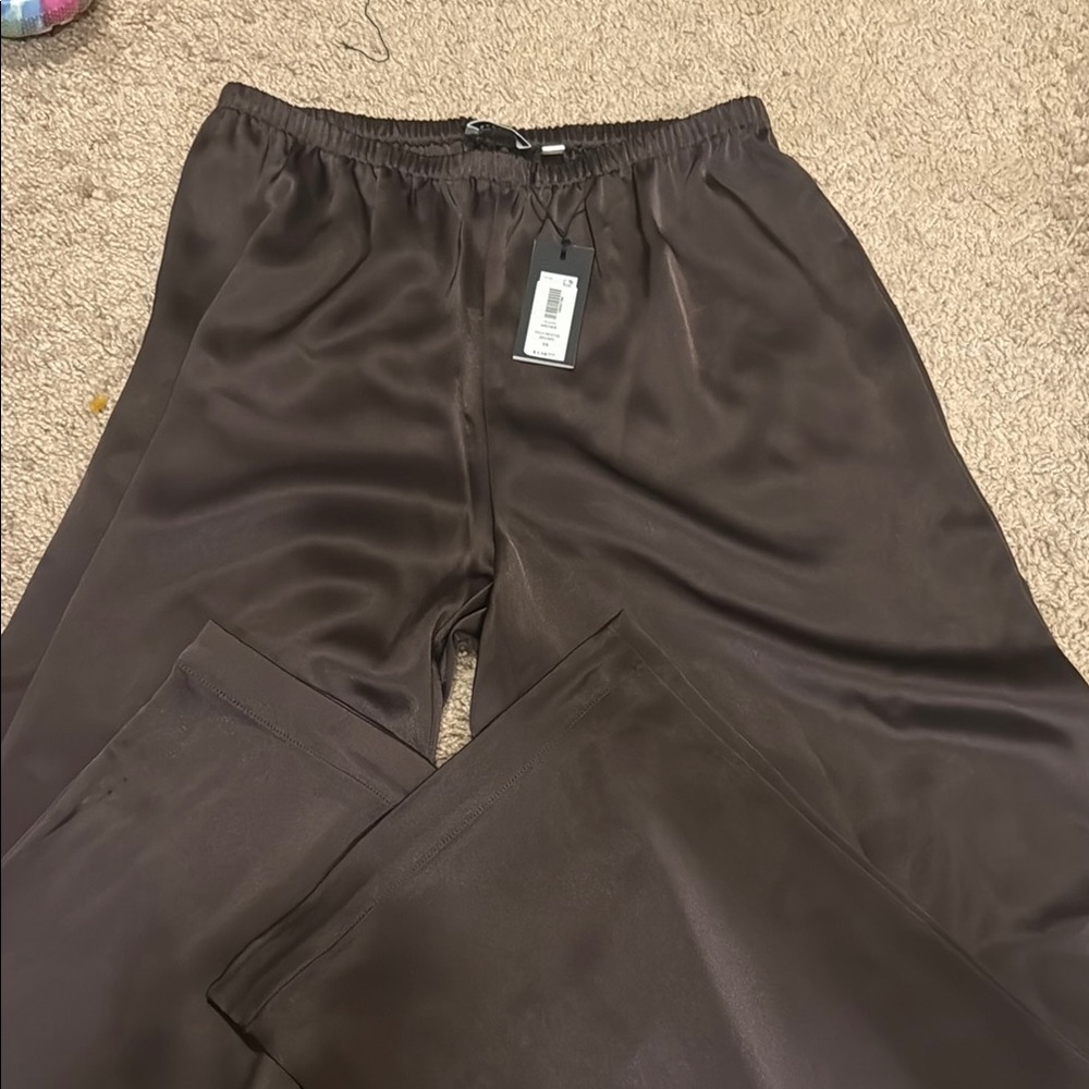 Aritzia Women's Satin Pants in Brown - Elastic Waist